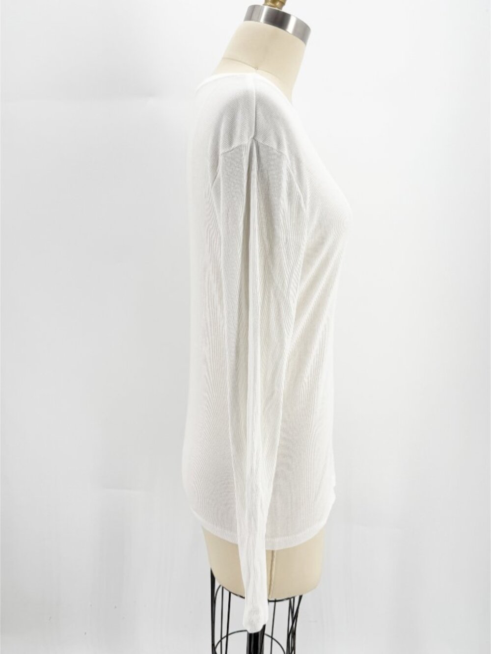 A New Day White Long Sleeve Round Neck Ribbed Knit Shirt Size M - Picture 3 of 9